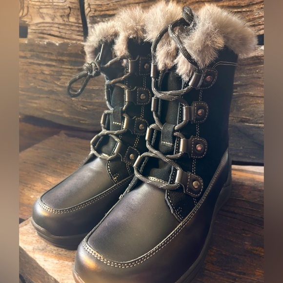 NWT Women's Dulcie Leather Suede Scotchgard Treated Mid-Calf Boot Black Size 6.5 - Picture 1 of 10